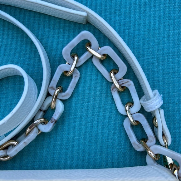 Tommy Bahama Picnic Basket Crossbody Purse - EUC - Picture 7 of 10